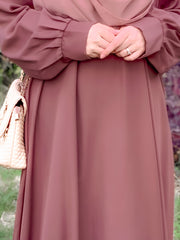 Classic Cuffed Sleeves Abaya – Dusty Pink