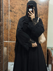 Arabian Aura Abaya