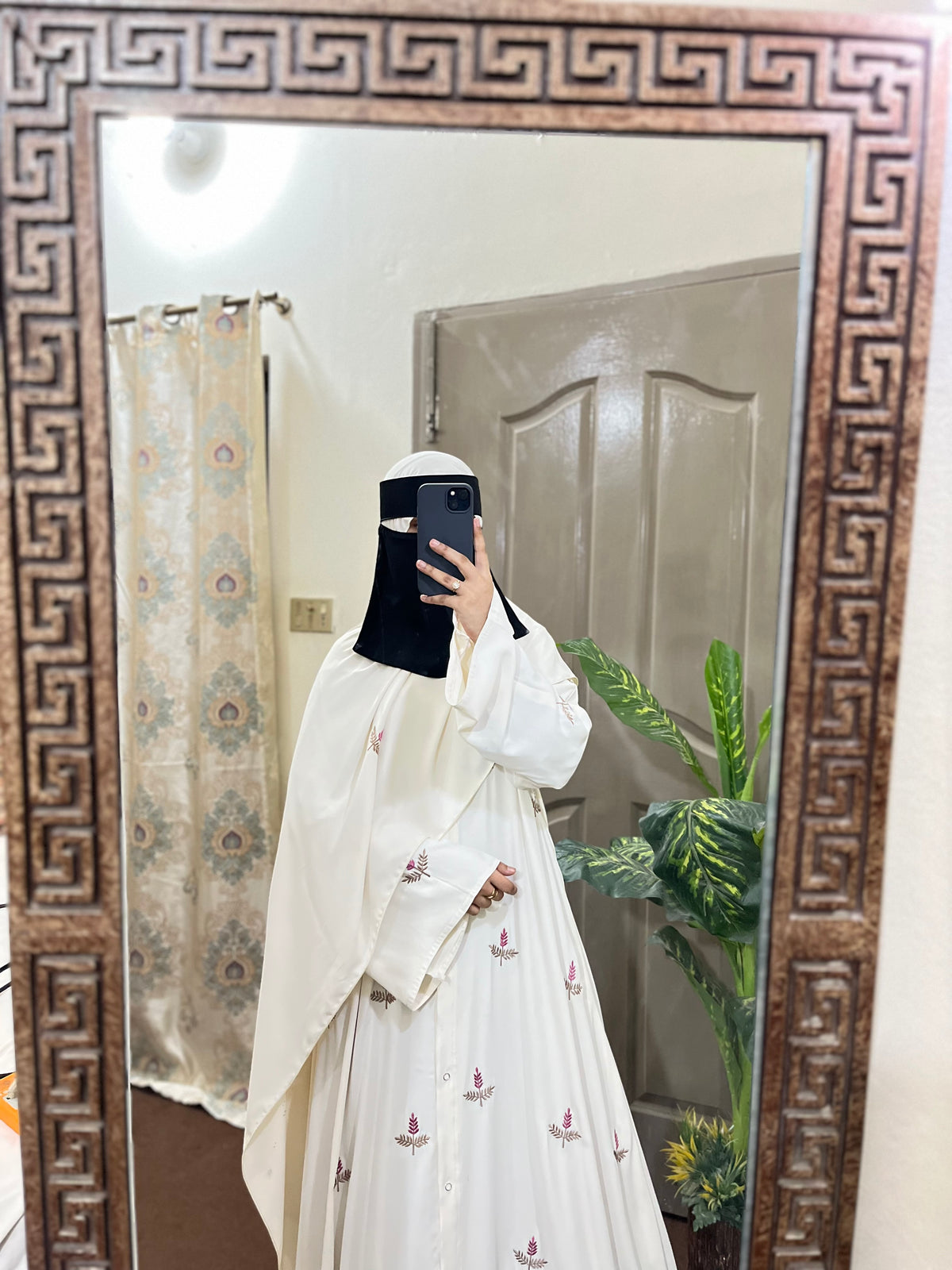 White Leaf Abaya
