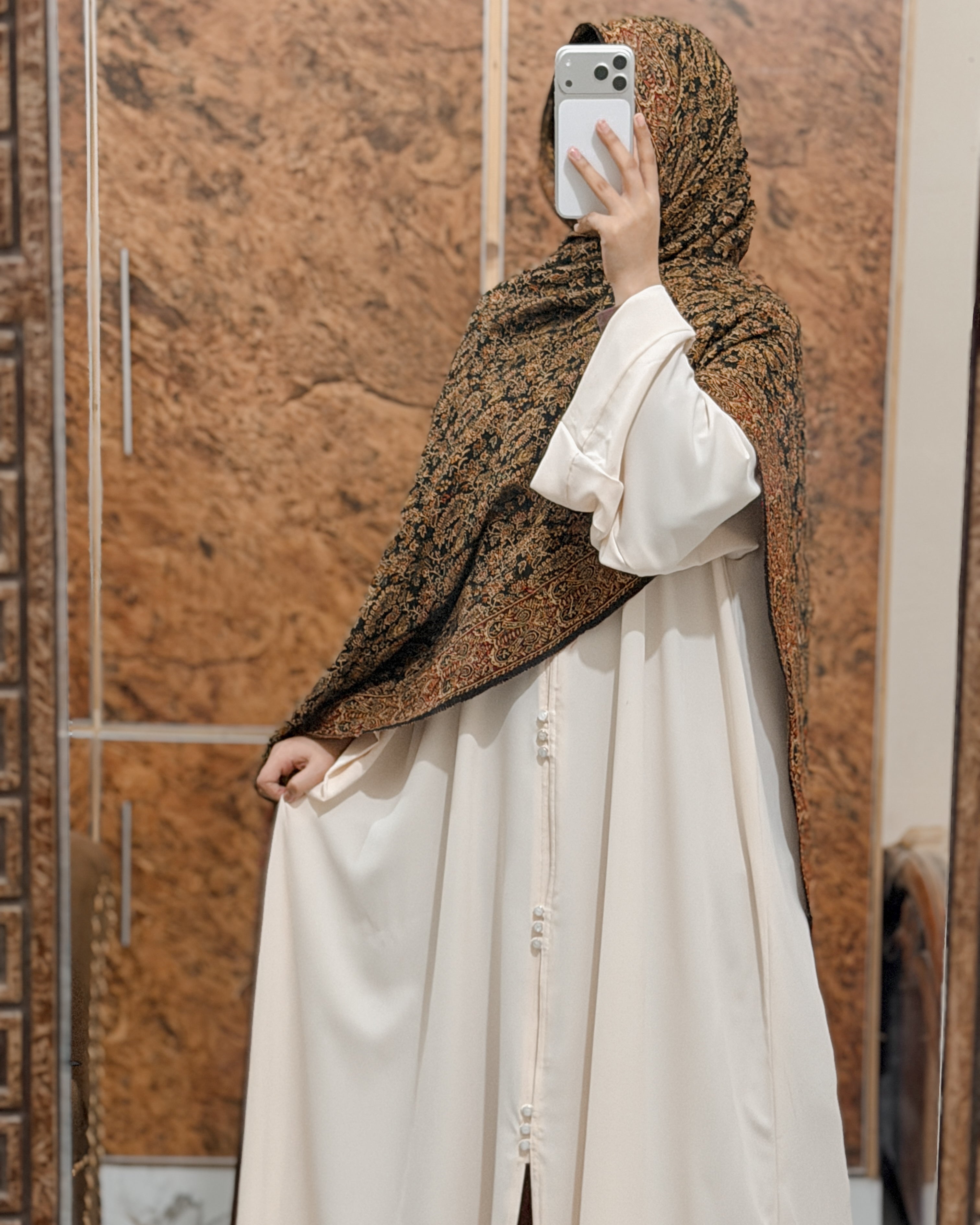 Aurah Abaya
