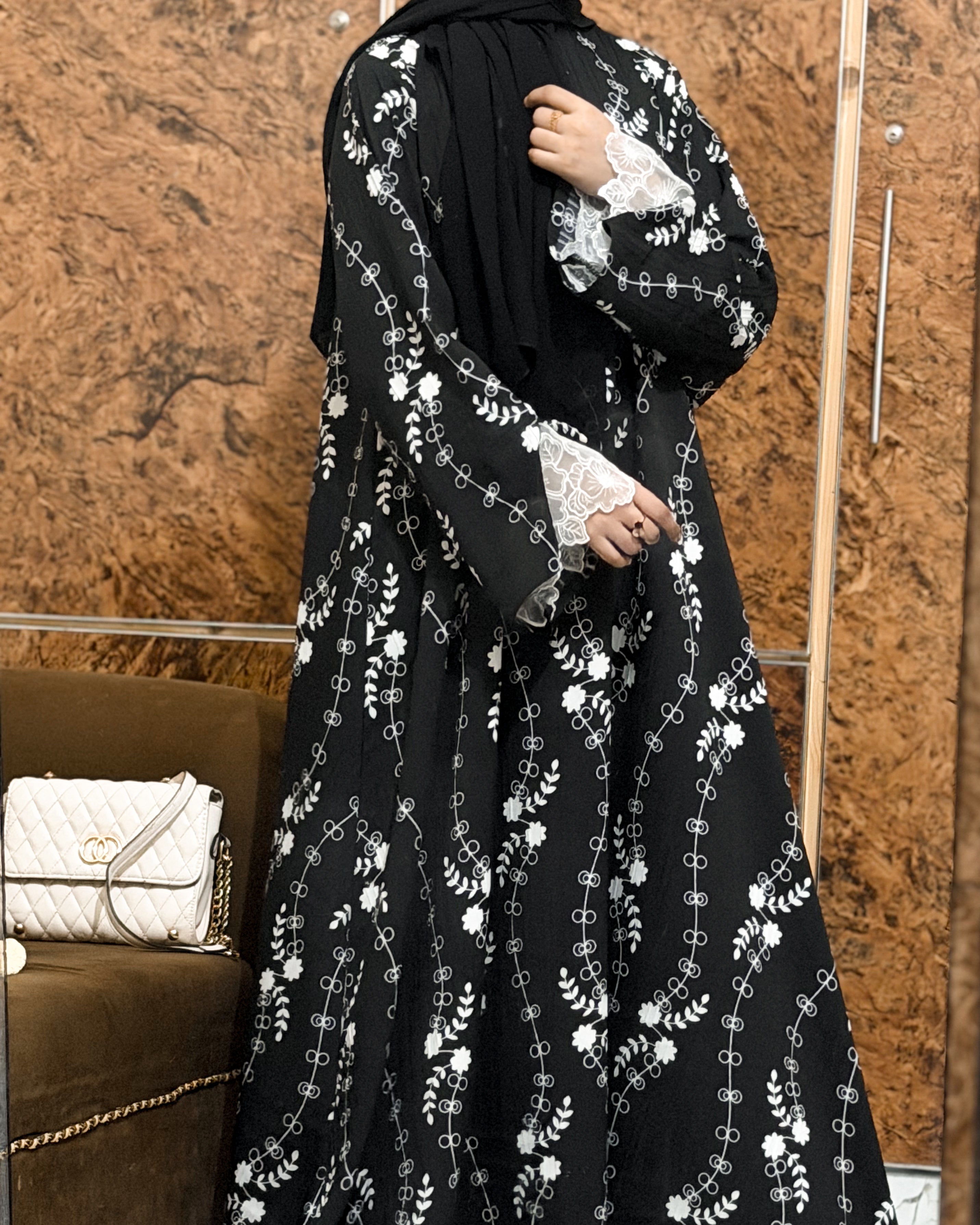 Midnight Bloom Abaya