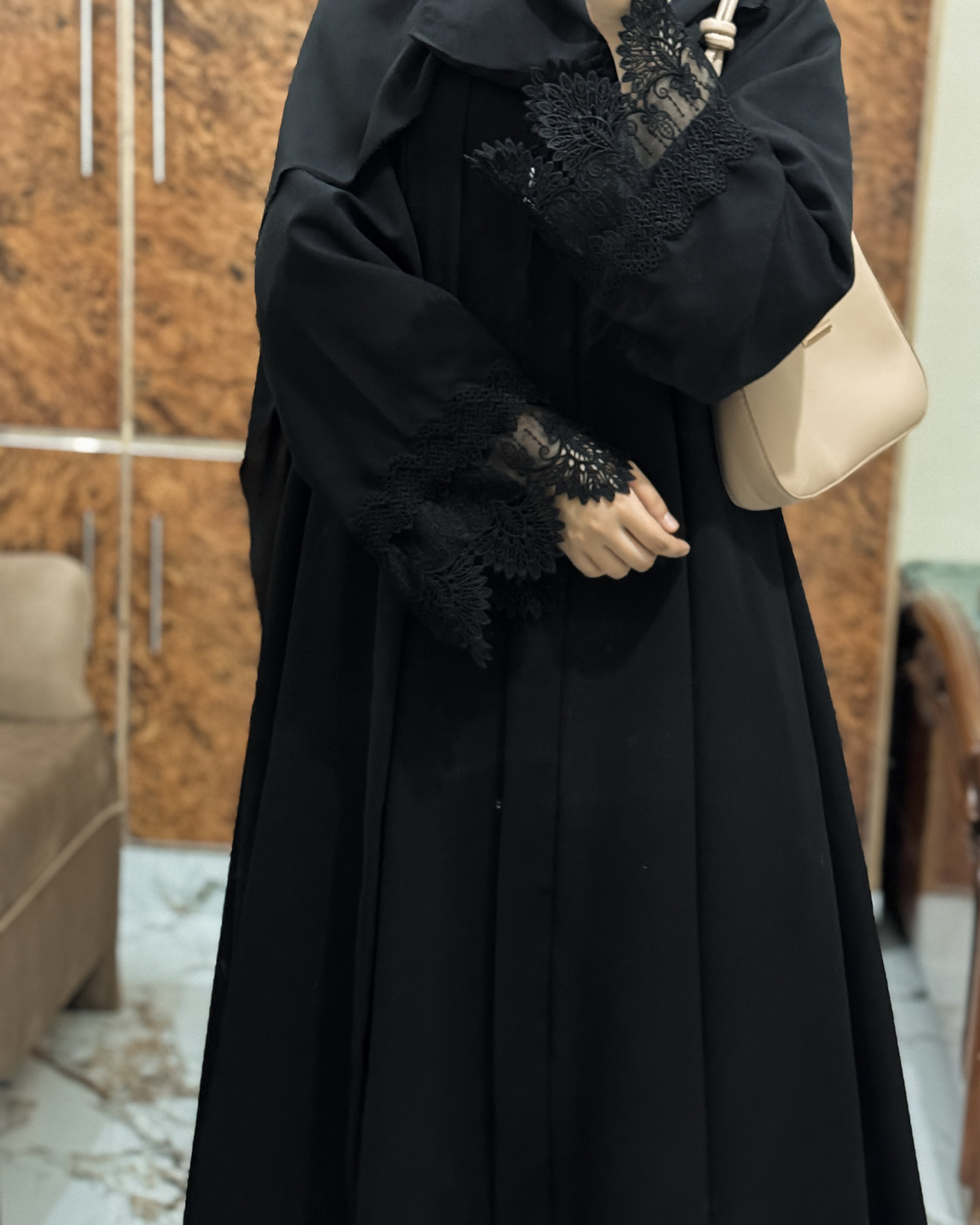 Arabian Aura Abaya