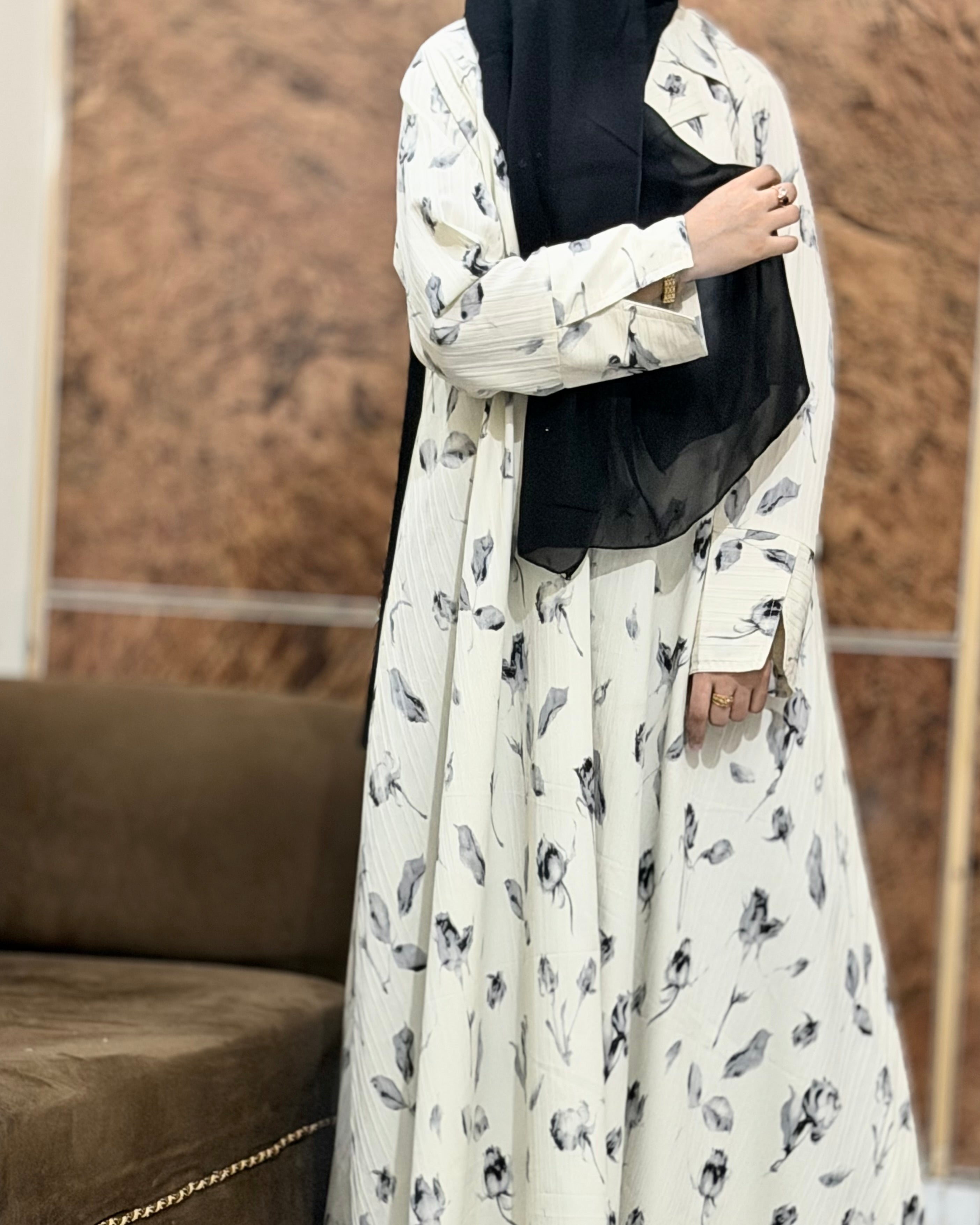 Noir Muse Abaya