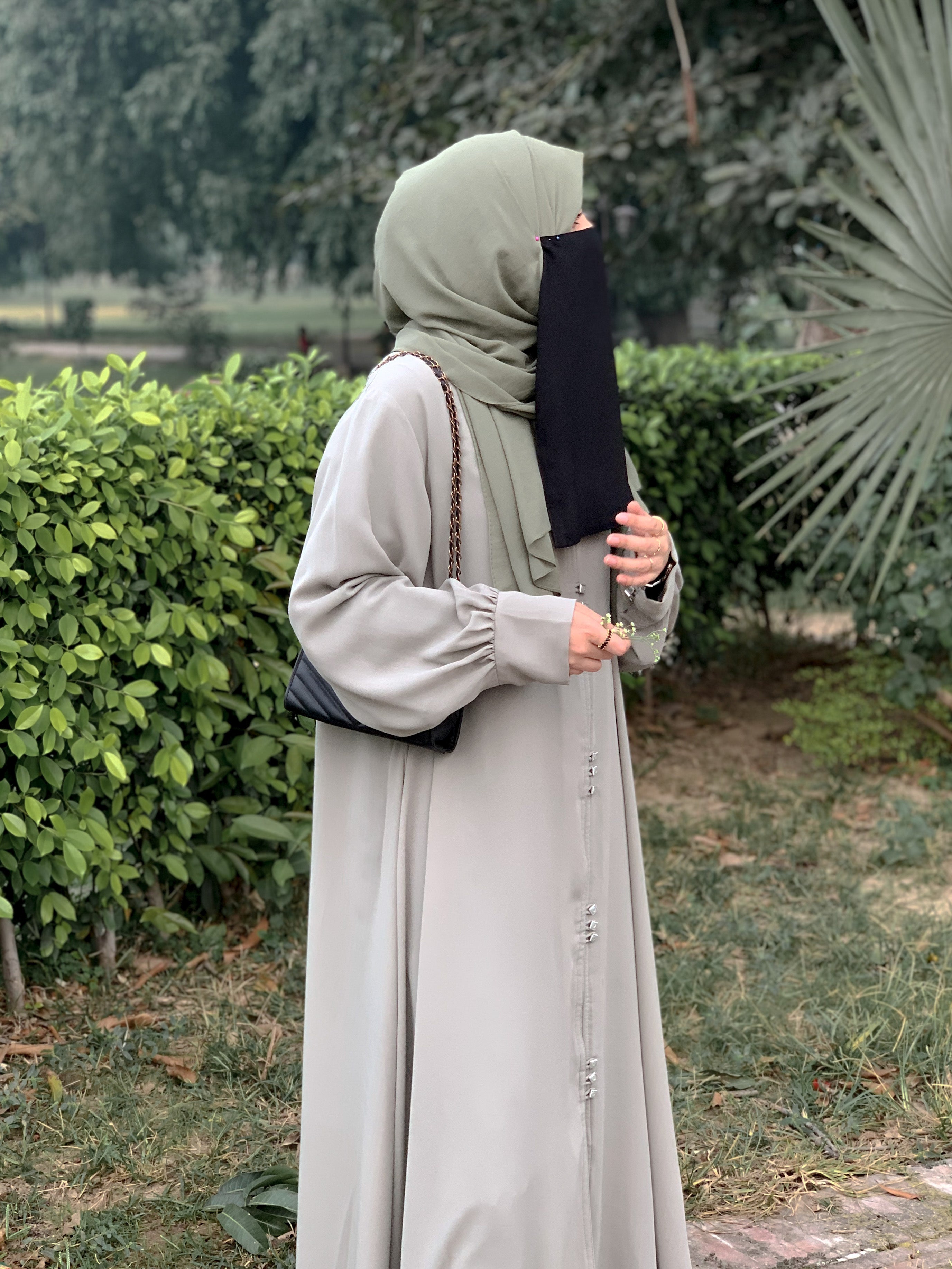 Serene Abaya – Light Sage Green