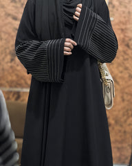 Aurah Basic - Black Striped Sleeve Abaya