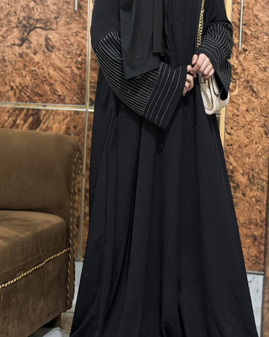 Aurah Basic - Black Striped Sleeve Abaya