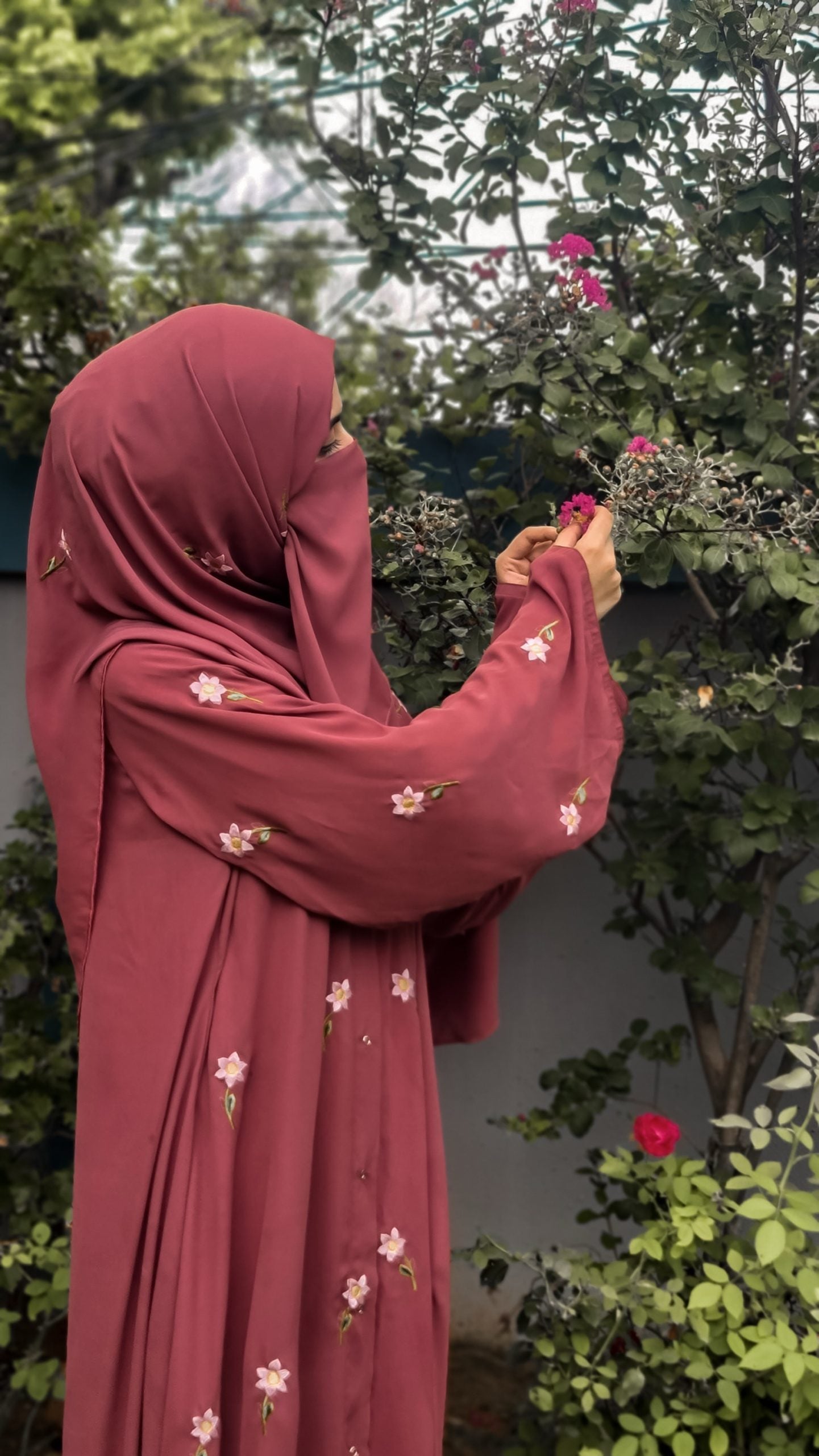 Petal Abaya – Rose Pink